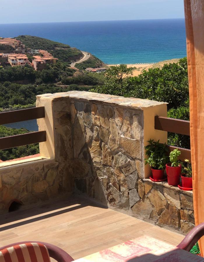 Sardegna-Ferienwohnung Mit Emotionale Meeres Blick Torre dei Corsari Kültér fotó