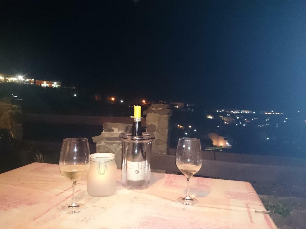 Sardegna-Ferienwohnung Mit Emotionale Meeres Blick Torre dei Corsari Kültér fotó